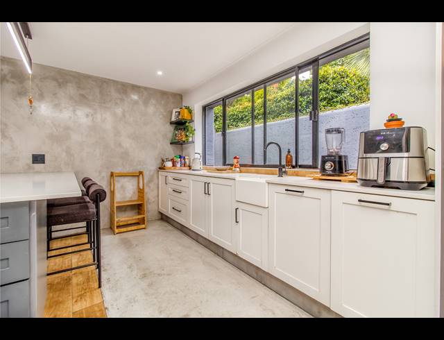 3 BEDROOM HOUSE FOR SALE IN CEDAR LAKES